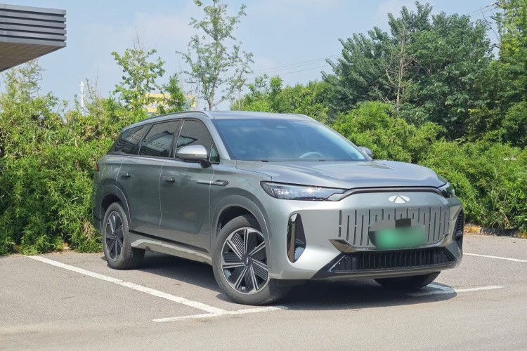 奇瑞 风云T10 2024款 210 奢享版车身外观6002