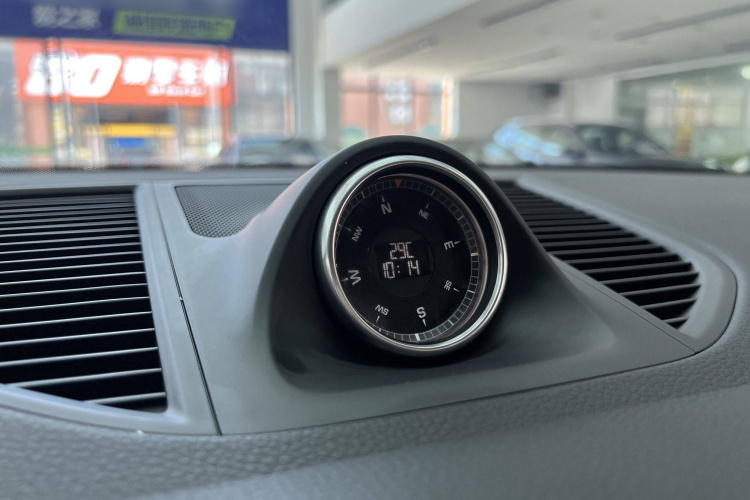 保时捷 2021款 Macan 2.0T局部细节9012