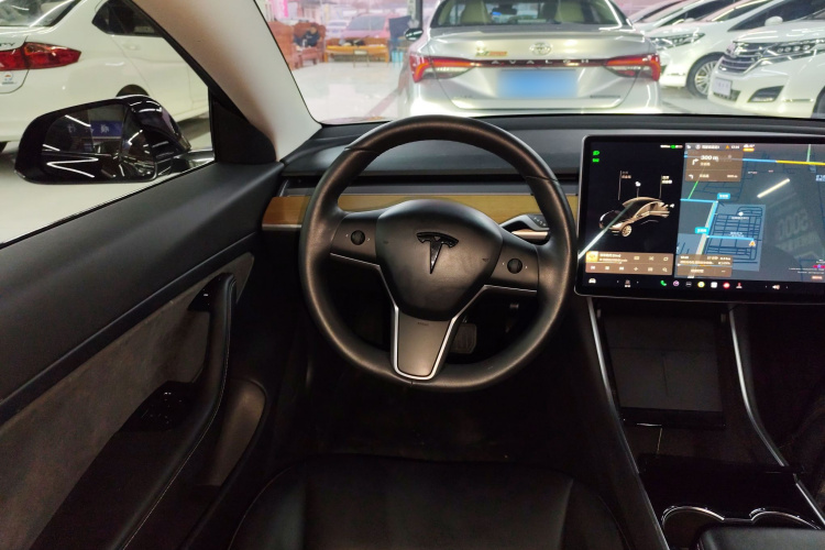 特斯拉 Model 3 2019款 标准续航后驱升级版中控内饰13