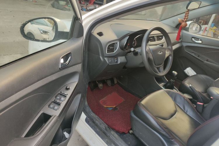 奇瑞 艾瑞泽3 2015款 1.5L 手动够真版中控内饰20