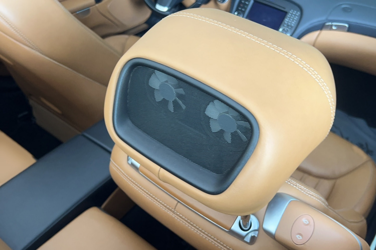 奔驰SL级 2010款 SL 350局部细节9001