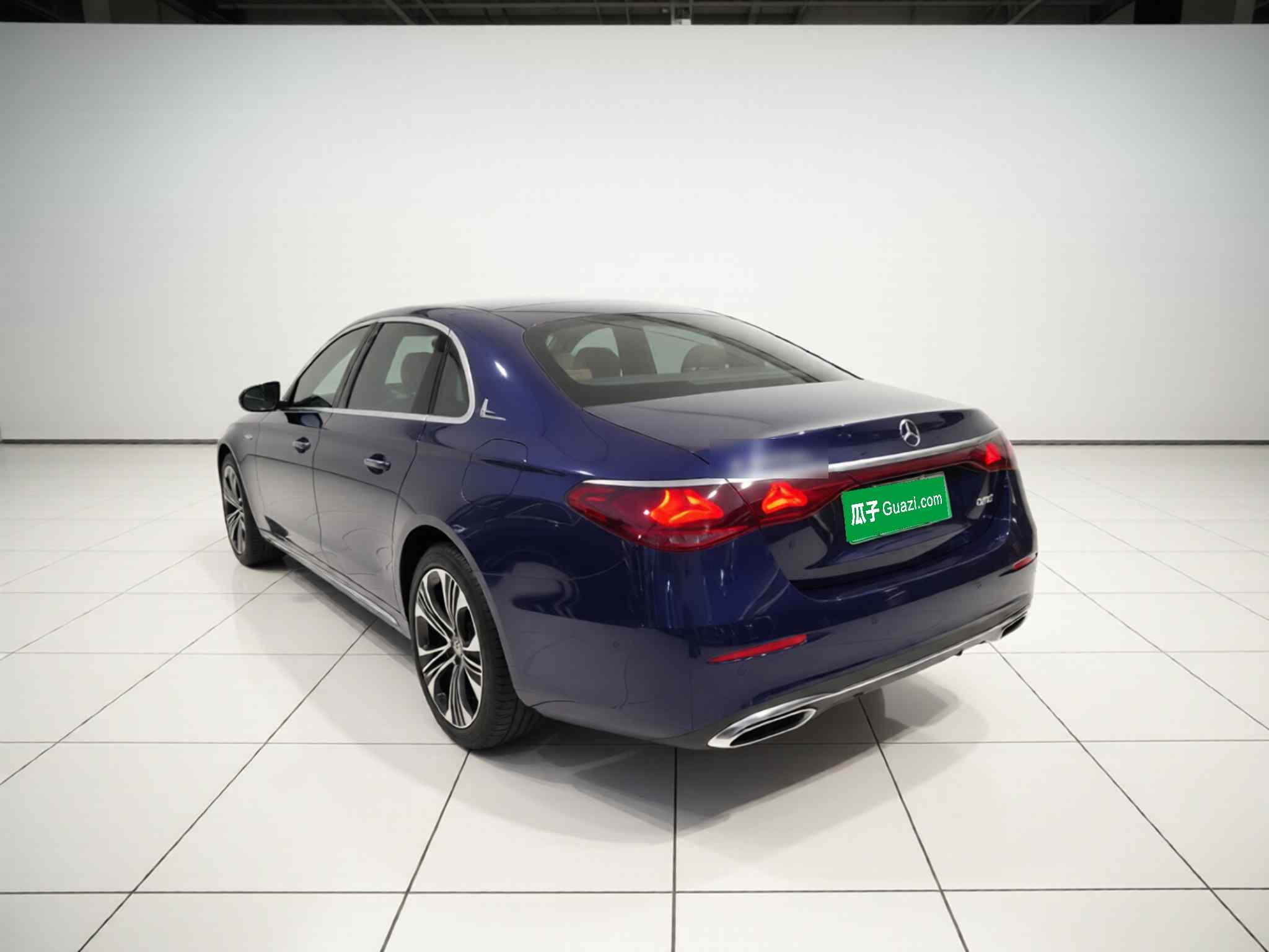 奔驰E级新能源 2024款 E 350 e L 插电式混合动力轿车(3)
