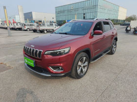 Jeep 自由光 2020款 2.0T 两驱领先版
