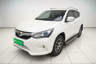 比亚迪 宋 2016款 盖世版 1.5TI 手动精英型