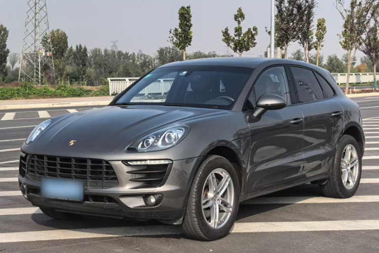 保时捷 2014款 Macan 2.0T车身外观1