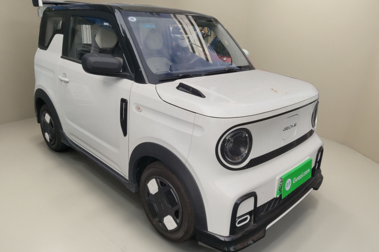 吉利银河 2025款 210km 熊猫卡丁车身外观3