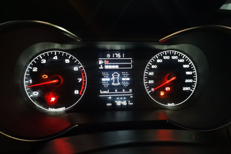 捷途X70 2018款 1.5T 手动畅行版局部细节14