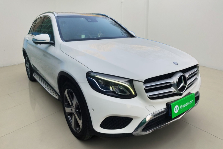 奔驰GLC 2016款 GLC 260 4MATIC 豪华型车身外观3