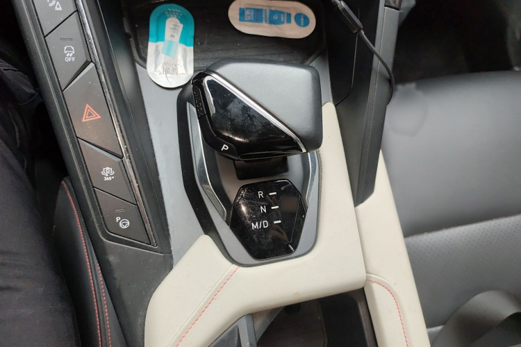 领克06 2020款 1.5T 耀Halo局部细节18