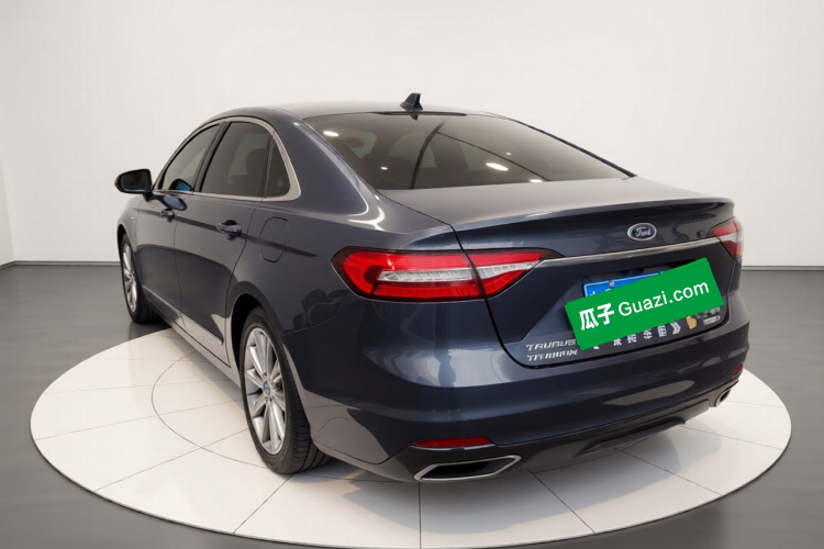 福特 金牛座 2019款 EcoBoost 245 尊享版车身外观5