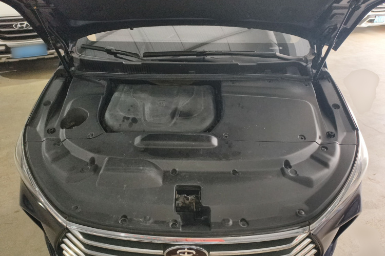 比亚迪 宋MAX 2017款 1.5T 自动智联精英型 7座机舱底盘24