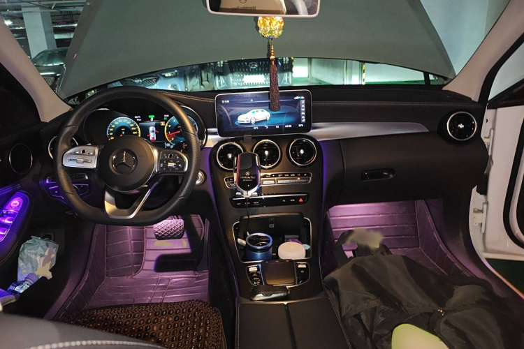 奔驰C级 2020款 改款 C 260 L 运动版中控内饰7002