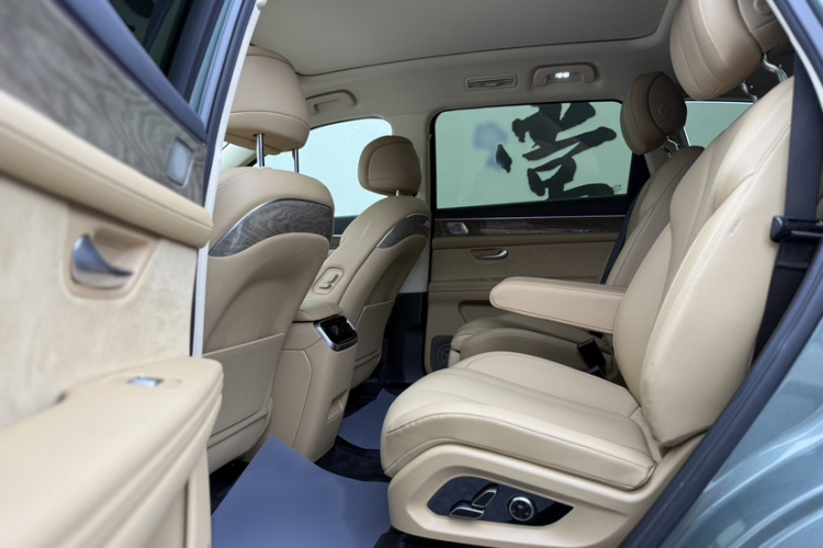 鸿蒙智行 问界M7 2022款 1.5T 四驱旗舰版中控内饰7005