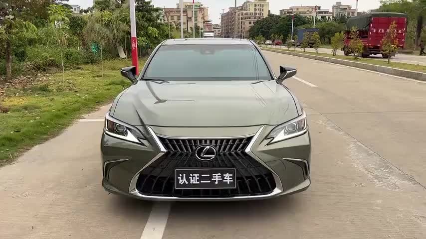 雷克萨斯ES 2021款 200 卓越版实拍1
