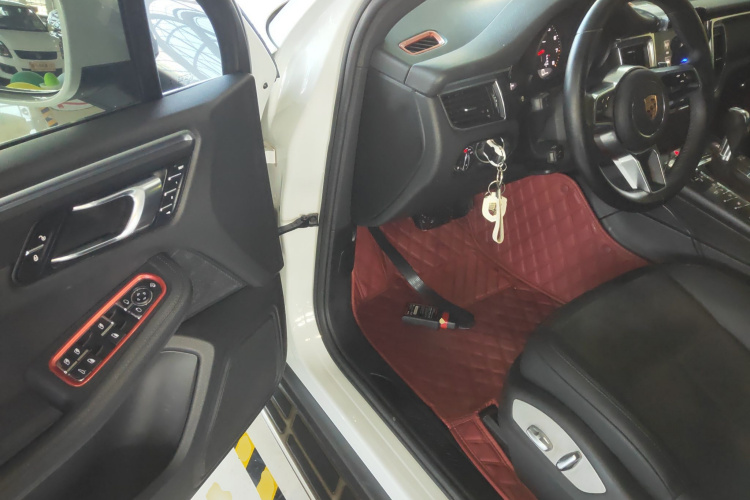 保时捷 2017款  Macan 2.0T中控内饰20
