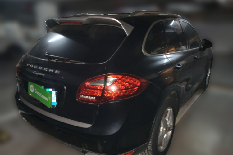 保时捷 2014款 Cayenne Platinum Edition 3.0T车身外观6005