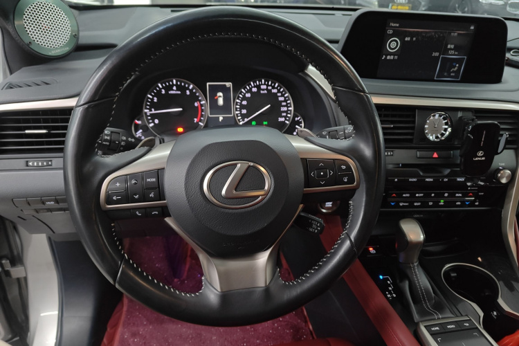 雷克萨斯RX 2020款 改款 300 两驱精英版中控内饰13