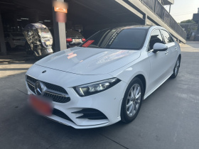 奔驰A级 2019款 改款 A 200 L 运动轿车