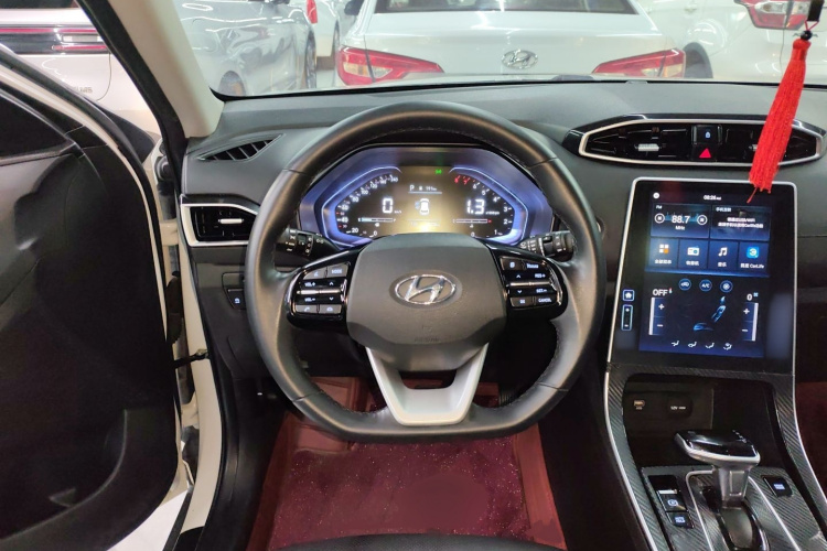 北京现代ix25 2020款 1.5L CVT GLS智能型局部细节13