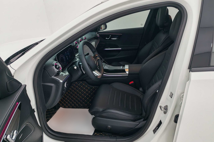 奔驰C级 2022款 改款 C 260 L 运动版中控内饰7005