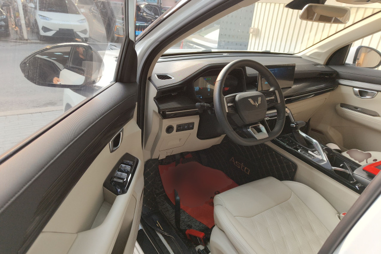 五菱汽车 五菱星辰 2021款 1.5T CVT星曜版中控内饰7003