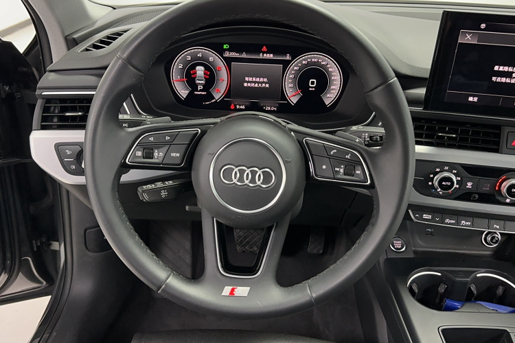 奥迪A4L 2024款 40 TFSI 时尚动感型中控内饰7008