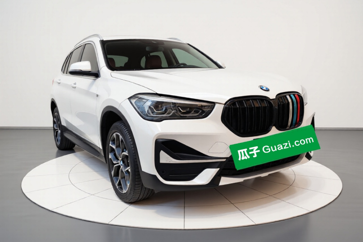 宝马X1 2022款 sDrive25Li 领先型车身外观3