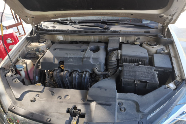 吉利汽车 帝豪 2019款 领军版 1.5L CVT向上互联型 国VI机舱底盘24