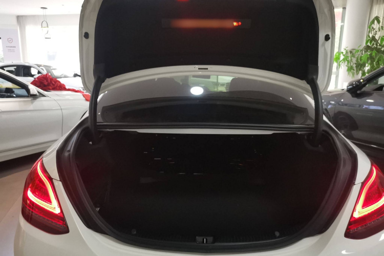 奔驰C级 2020款 改款 C 200 L 时尚型运动版机舱底盘23