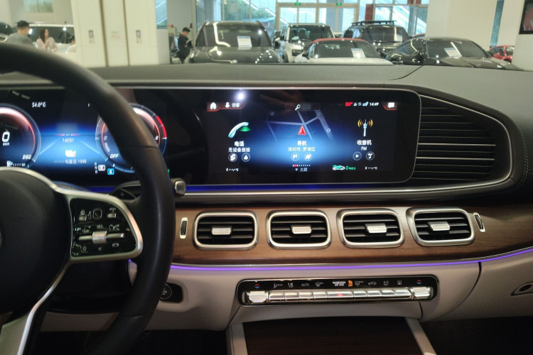 奔驰GLE新能源 2022款 改款 GLE 350 e 4MATIC局部细节16