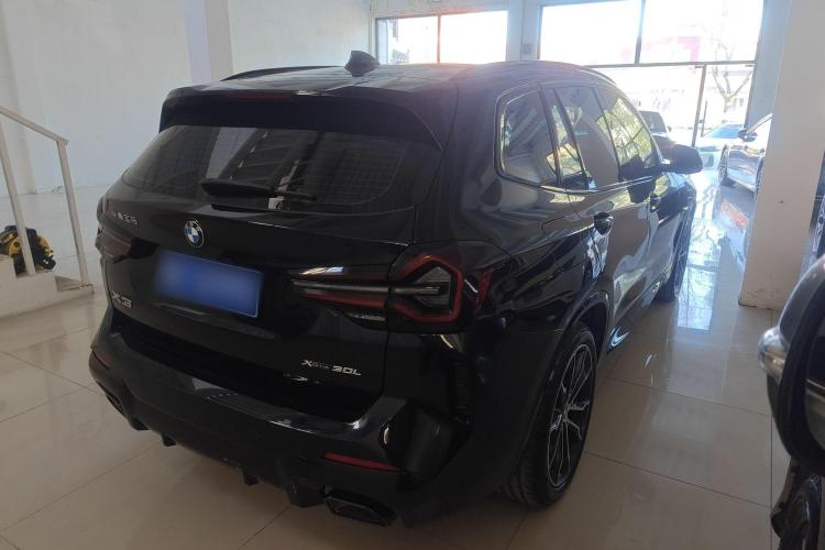 宝马X3 2023款 改款 xDrive30i 领先型 M曜夜套装车身外观7