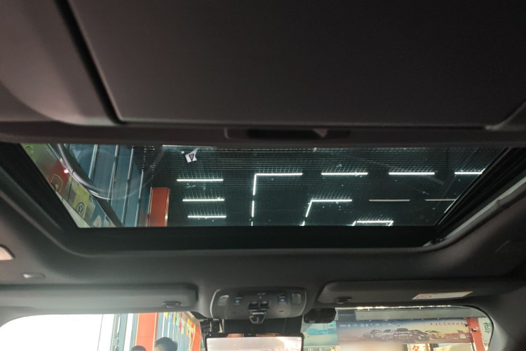 丰田 赛那SIENNA 2021款 2.5L混动 铂金版局部细节22