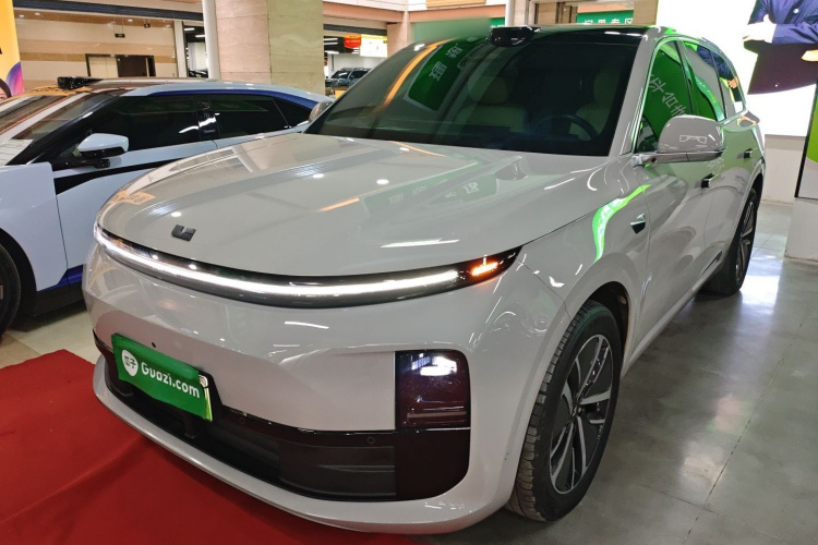 理想汽车 理想L6 2024款 Max车身外观1