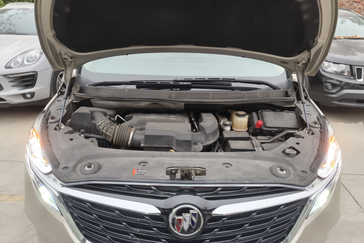 别克GL8 2022款 ES陆尊 653T 尊享型机舱底盘24