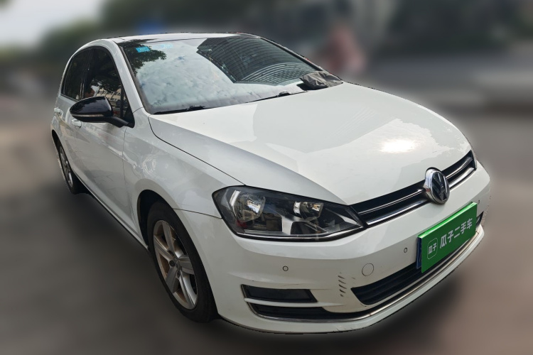 大众 高尔夫 2017款 230TSI 自动舒适百万辆纪念版车身外观3