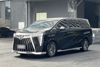 广汽传祺 传祺M8 2023款 宗师系列 双擎 旗舰版