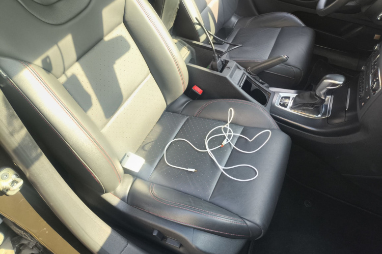 雪铁龙C5 2014款 1.6T 自动尊享型局部细节41