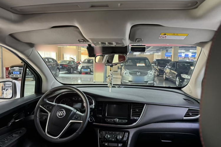 别克 昂科拉 2017款 18T 自动两驱都市精英型中控内饰7003