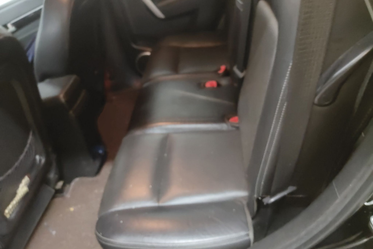 雪佛兰 科帕奇 2014款 2.4L 两驱城市版 7座中控内饰7004