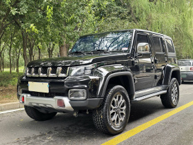 北京BJ40 2023款 2.0T 自动四驱城市猎人版侠客型