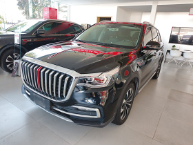 红旗HS7 2022款 2.0T DCT两驱智联旗享版 五座