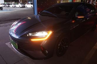 比亚迪 海豹 2023款 DM-i 1.5L 121km 尊贵型