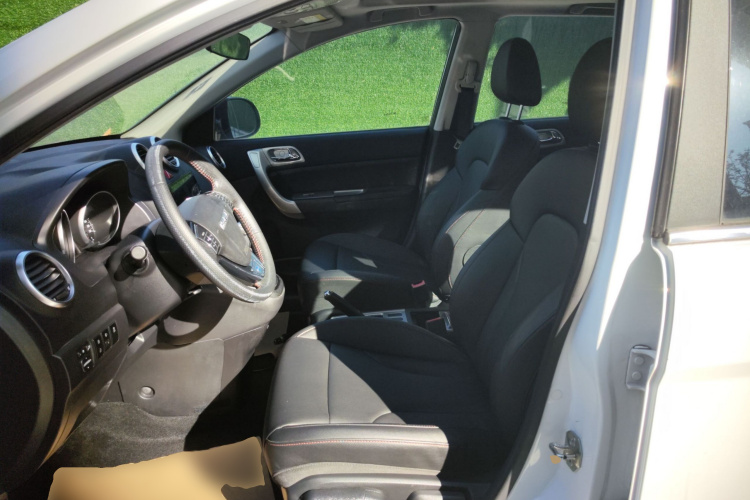 哈弗H6 2016款 升级版 1.5T 自动两驱精英型中控内饰19