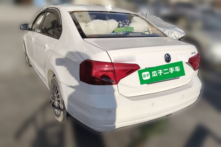 大众 捷达 2017款 1.5L 自动时尚型车身外观5