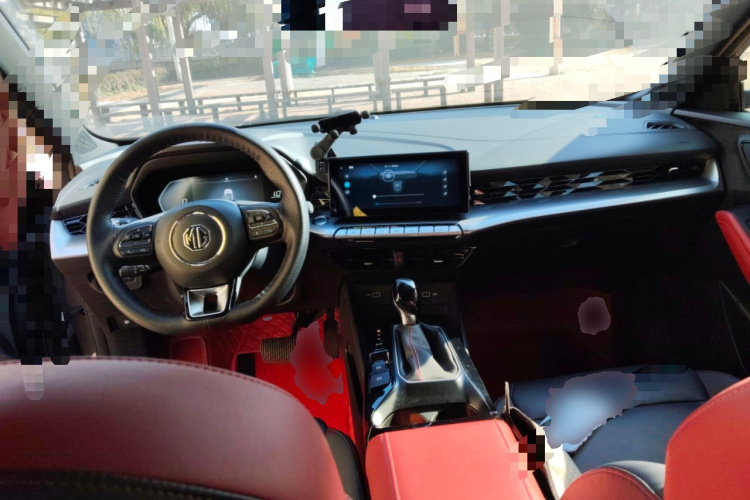 名爵 MG5 2023款 180DVVT CVT豪华版中控内饰12