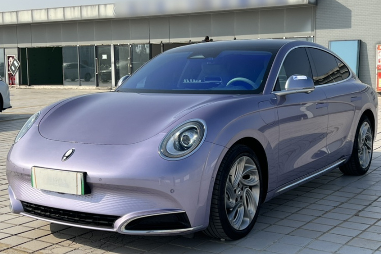 欧拉闪电猫 2022款 705km 长续航版车身外观1