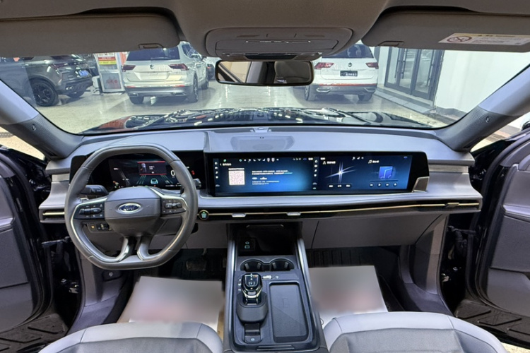 福特 2023款 锐界L 2.0T EcoBoost E混动四驱七座至尊型中控内饰7001