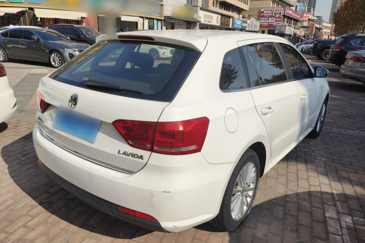 大众 朗行 2013款 1.6L 手动舒适型车身外观7