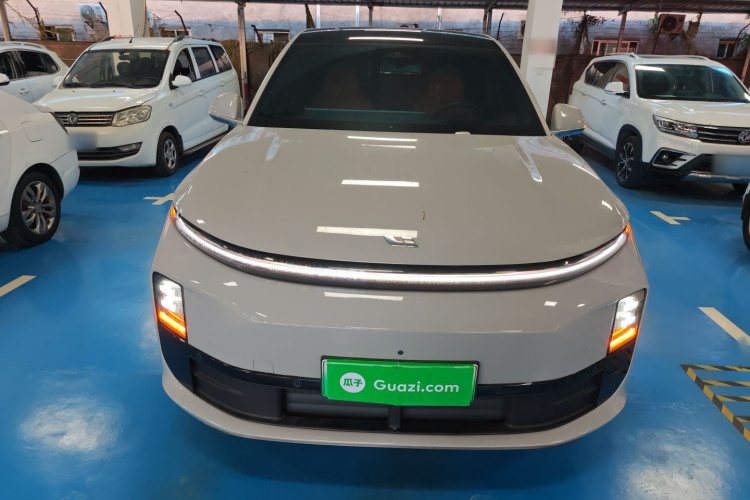 理想汽车 理想L6 2024款 Pro车身外观2