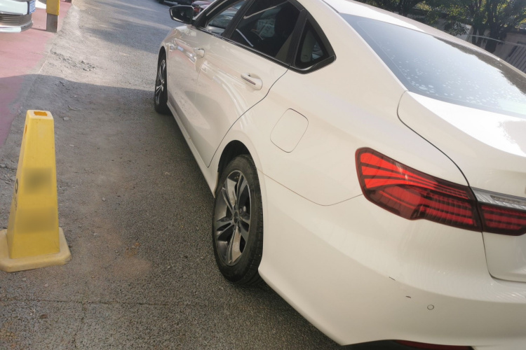 吉利汽车 缤瑞 2020款 改款 1.4T CVT亚运版车身外观4